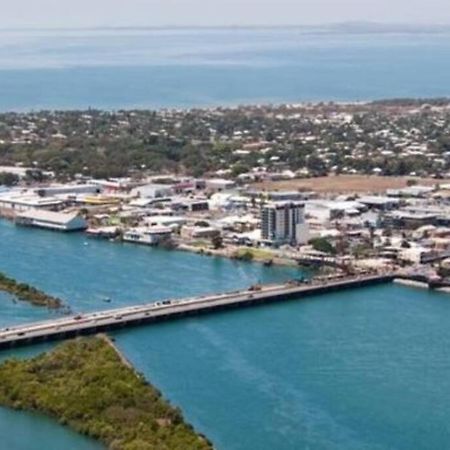 Excellent Location - Modern Hotel Room In Mackay Exterior photo